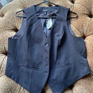 Black button down vest